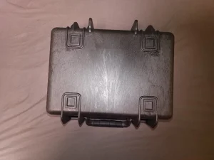 Skrzynka plastikowa z wypełnieniem