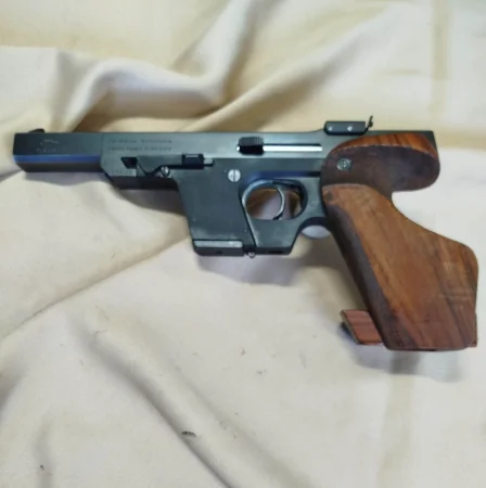 Pistolet Walther GSP .22LR