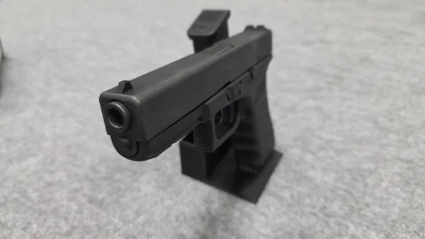 Pistolet Glock 17 Gen. 3 kal. 9x19 /GLOCK Do Brasil/