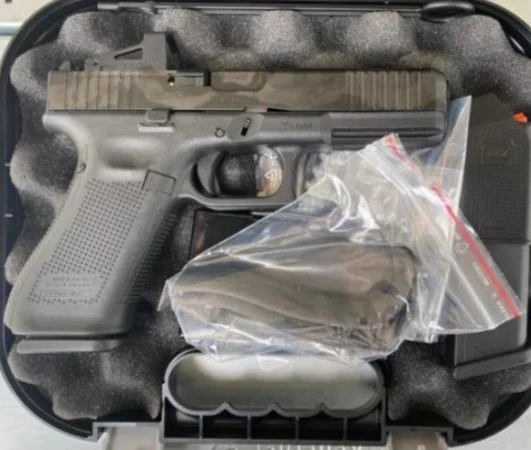Glock 17 Gen5 MOS/FS z kolimatorem Shield RMS2 4 MOA