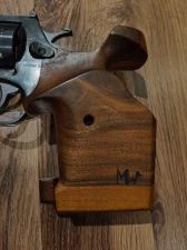 Rękojeść do rewolwerów Alfa