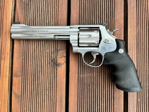 Rewolwer Smith&Wesson 629-5 Classic w kalibrze .44 Remington Magnum