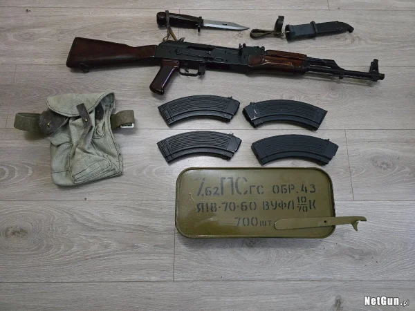 Akm ZSRR zgodny plus konserwa