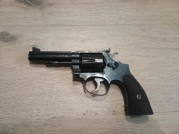 Rewolwer S&W