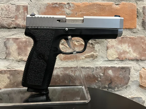 Pistolet KAHR CT9 kal. 9x19 - zdjęcie 1