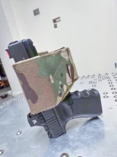 Kabura uniwersalna MULTICAM z blokadą mocowanie MOLLE