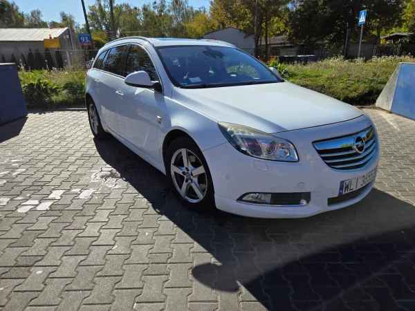 Opel Insignia 2.0 T Sports Tourer /4x4/ szyberdach /full opcja/ OPC line - zdjęcie 3
