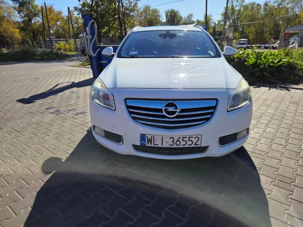 Opel Insignia 2.0 T Sports Tourer /4x4/ szyberdach /full opcja/ OPC line - zdjęcie 2
