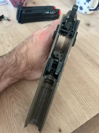 CZ P-09 FDE 9x19 stan bardzo dobry z kaburą Falcon Kydex - zdjęcie 5