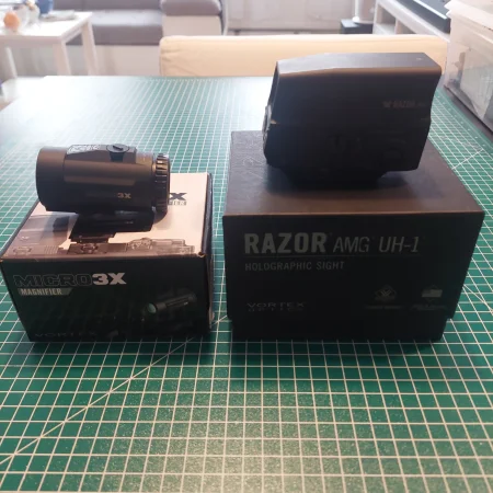 Razor AMG UH-1 Gen 1 z Micro 3x