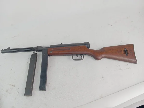 Pistolet maszynowy Beretta m38/47 9x19mm