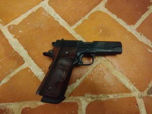 Colt Combat Commander kaliber 9x19