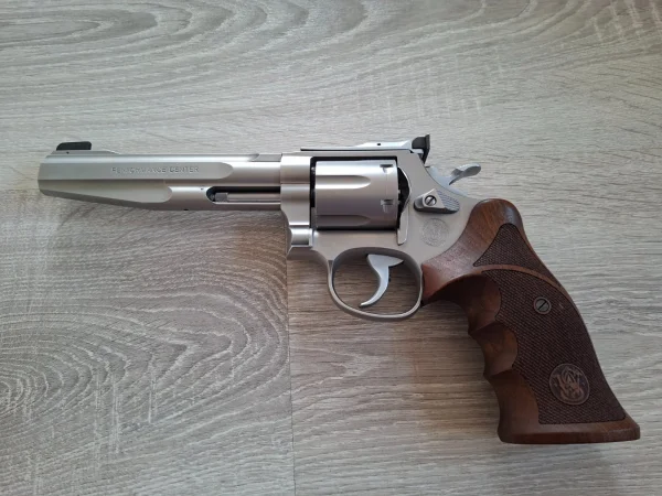 Rewolwer Smith&Wesson 686-5 Performance Center - zdjęcie 2