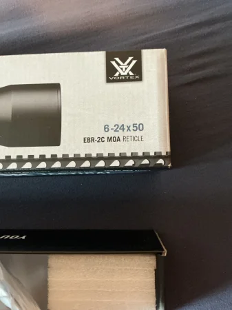 Vortex Diamondback Tactical 6-24x50 FFP 30 mm AO EBR-2C Moa.