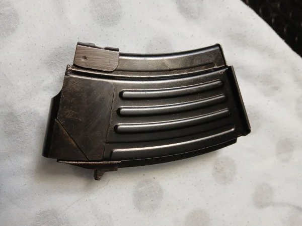 Magazynek AK47 AKGN 10 nabojowy na amunicję UNM