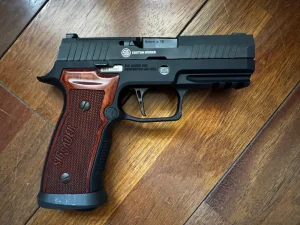 Sprzedam pistolet SigSauer p320 AXG classic - jak nowy