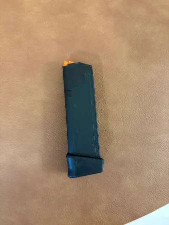 Magazynek Glock 15 nabojowy z powiększoną stopką