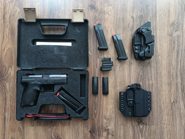 CZ P10C