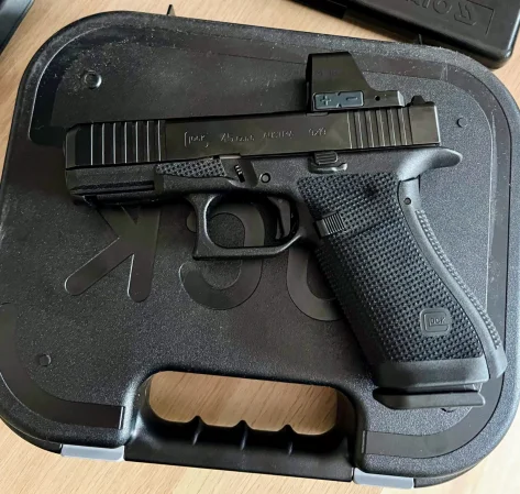 Glock 45 gen 6 z kolimatorem Osight C