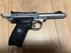 Pistolet S&W Victory .22 lr