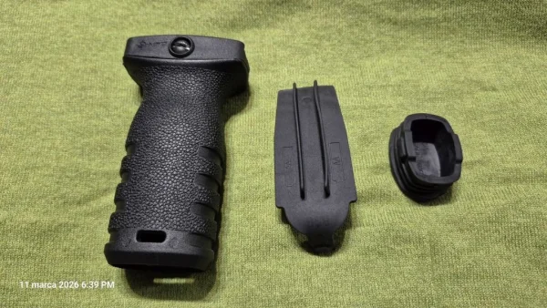 Chwyt przedni, pionowy MFT.