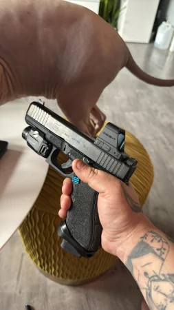 Kabura OWB  naleśnik glock 17 gen5 z TLR7