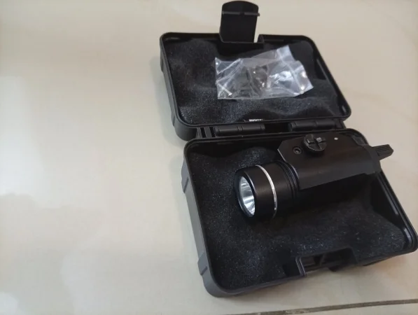 Kopia latarki streamlight tlr1