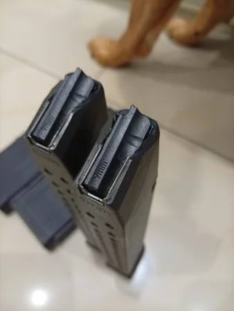 Dwa magazynki Glock 33nb