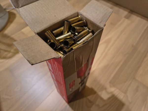 300szt. Łusek .38 Special, niemyte, nieodspłonkowane.